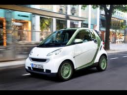 smart-electric-drive-green-mobility-rental-01